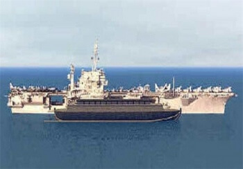 کشتی نوح با طول 515 فوت در مقایسه با ناو هواپیمابر «U.S.S. Kitty Hawk»